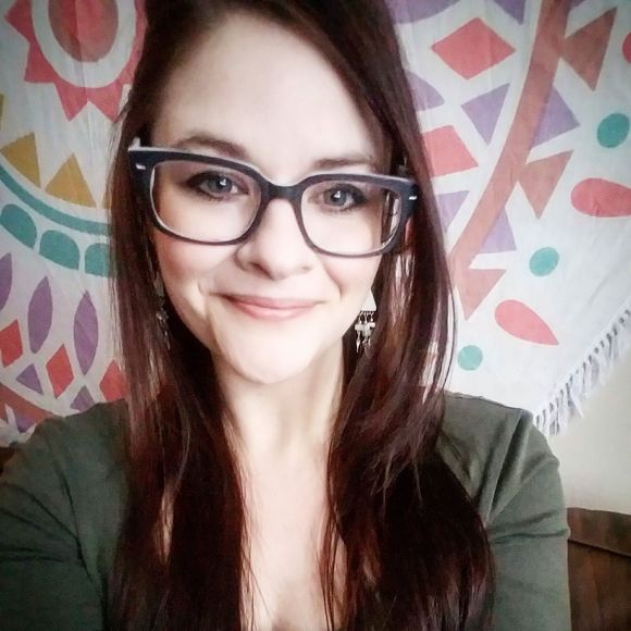 Meet your Posher, Shannon - Picture 1 of 1